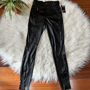 New🌿Guess Black Faux Leather Leggings